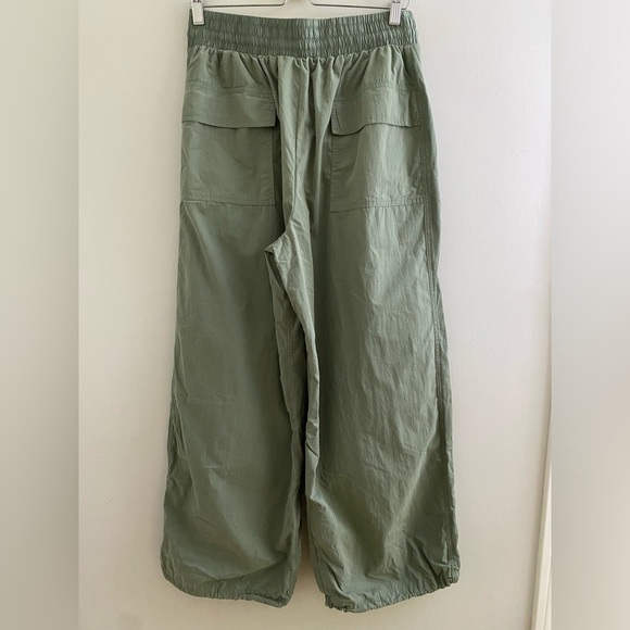Daily Practice by Anthropologie Sporty Parachute Pants size S green nwt - Picture 5 of 9